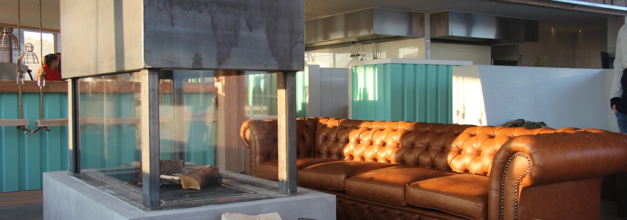 Gestrand_open_haard_chillen_restaurant.JPG